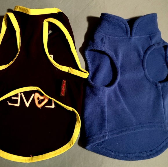 Bundle of 2 small to Medium Small/Med Dog  Jackets.In Excellent used condition. - Picture 6 of 9